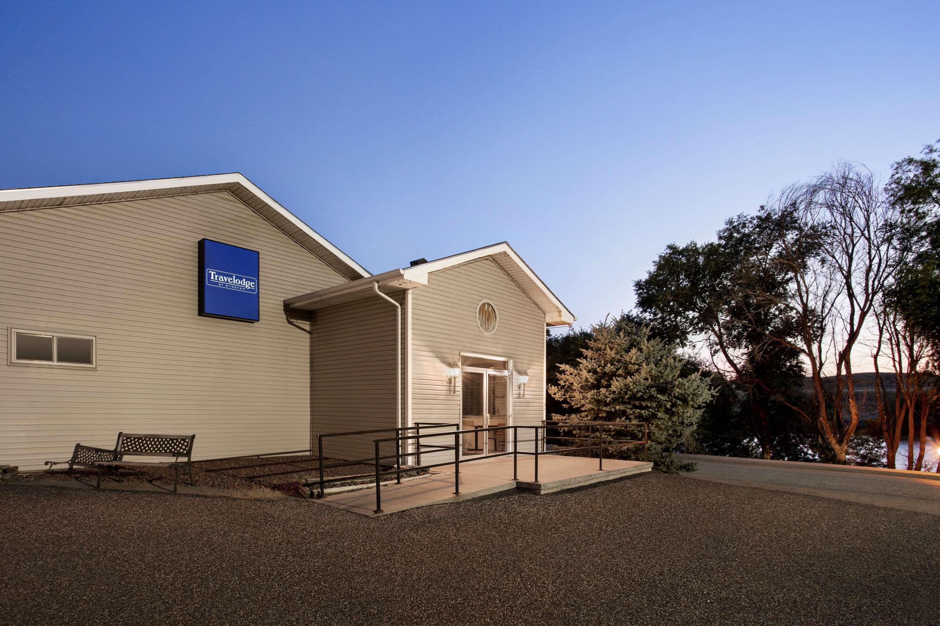 Travelodge By Wyndham Guernsey Exterior photo